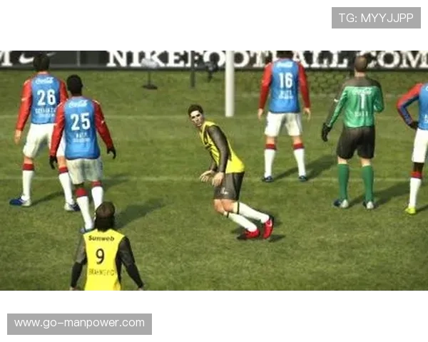 [德甲]埃比姆贝头球直塞 马尔穆什单刀破门.